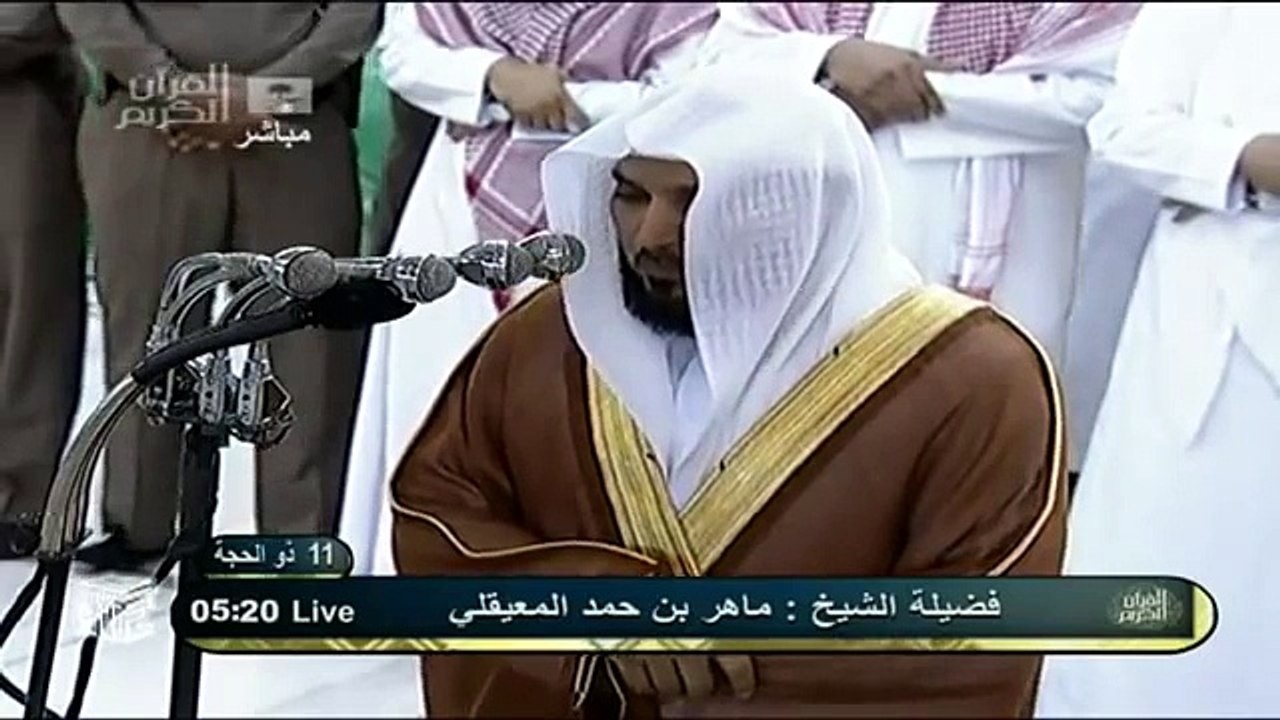 ان الله وملائكته يصلون على النبي