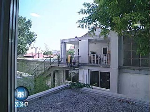 Le Dr Franceschi explique l'opération de Carrasso