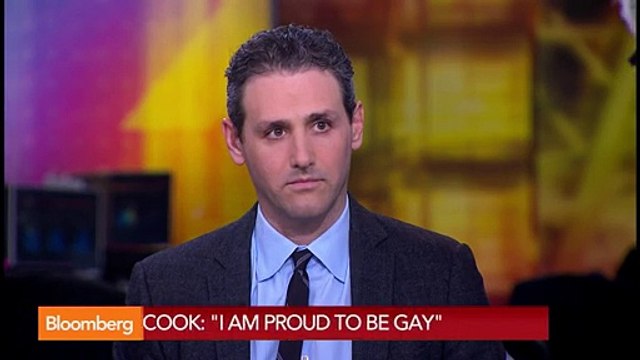 Im Proud to Be Gay;Tim Cook Apple CEO Comes Out