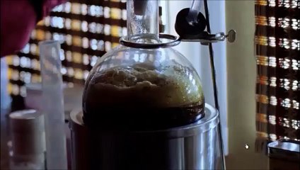 Breaking Bad - Jesse Aprende a "cocinar" metanfetamina