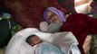 La maternidad consuela a las refugiadas sirias