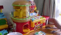Anpanman Hamburger Shop Toy アンパンマン ピピッとえらんで!でるでるハンバーガー ショップ★！