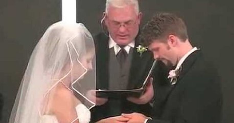 Biri gelini durdursun!  Gülmekten Evlenemediler!