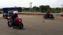 Honda CBR 1000RR vs Yamaha R1 - Araba Tutkum