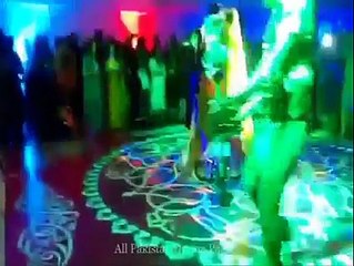 ‪Danish Taimoor & Aiza Khan Exclusive Video -