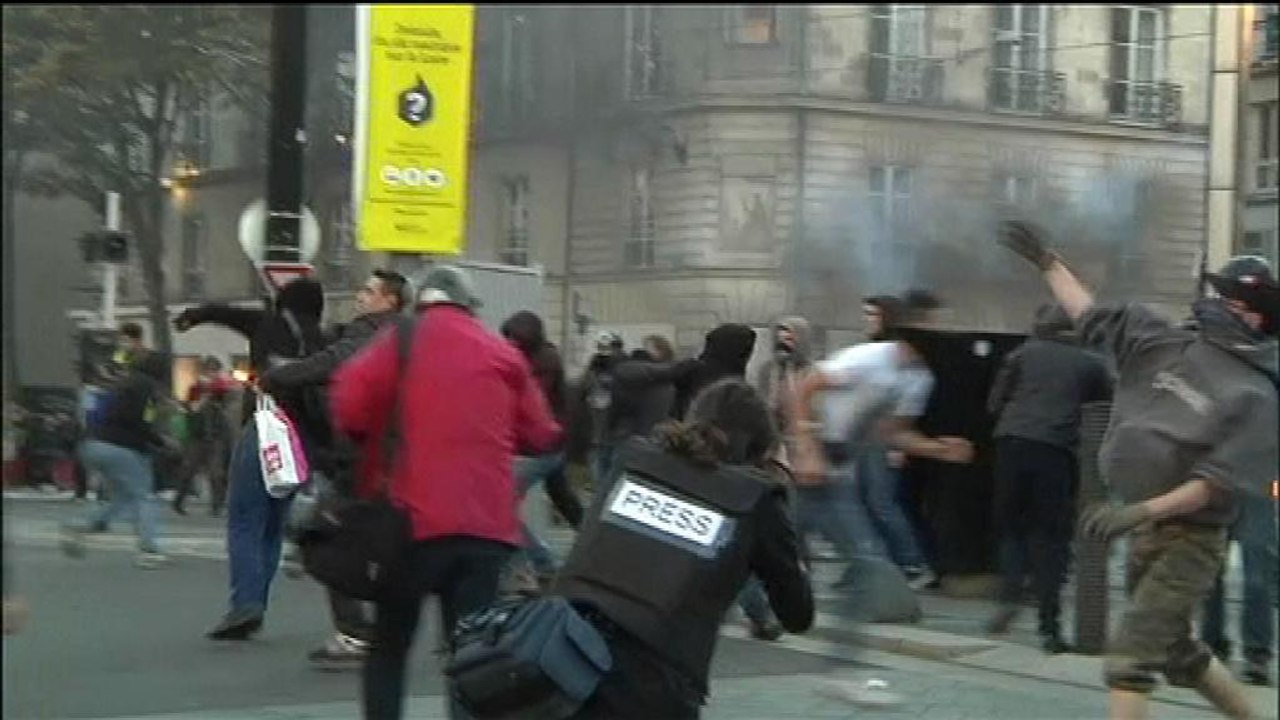 Les images des violents incidents à Nantes