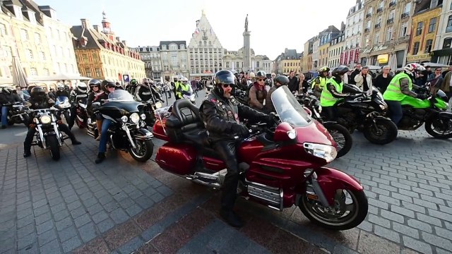 Manifestation de motards pour la toussaint