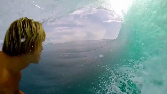 Müthiş Sörf Gösterisi