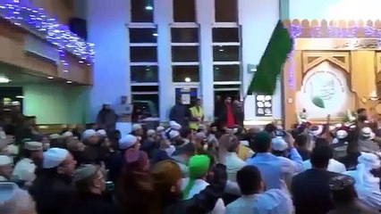 Muhammad Owais Raza Qadri Latest Mehfil e Naat Conference 2014 Complete HD Quality