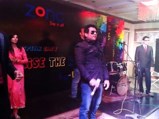 Fahad singer performing live in Zong Music event (Akh Matakka)