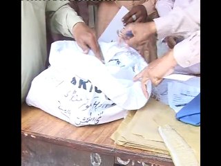 Gents Poling Station NA149 Multan-16-10-14