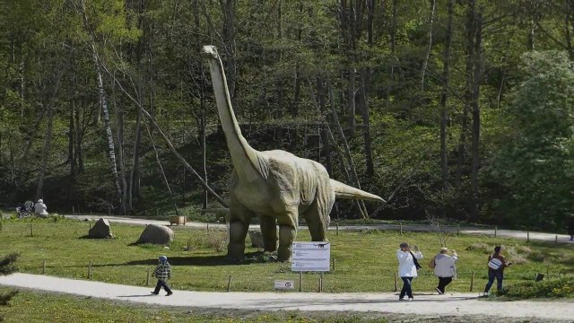 Парк динозавров в Радайляй, Литва.