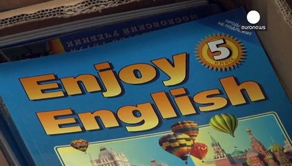 В школы Донецка поступают российские учебники