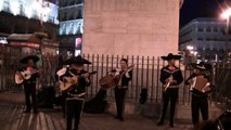 Musique Mexicaine à la Puerta del Sol en la noche (sep 14)