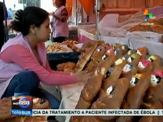 Bolivia: símbolos aimaras e hispánicos se mezclan el Día de Difuntos