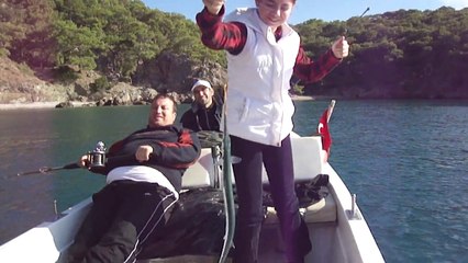 AKYA AVINDA EN IYI CANLI YEM BALIGI ZARGANADIR - www.adrasanbalik.com