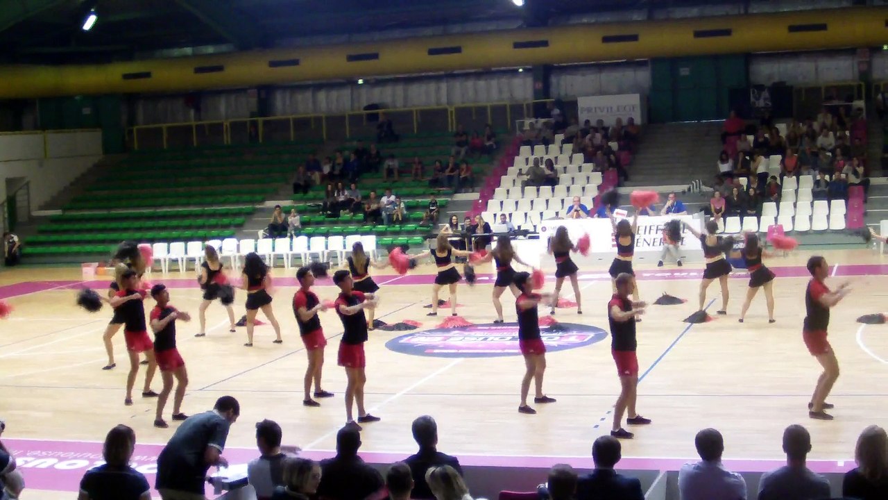 Pompoms ENSAT 02-11 (Match TMB - Angers)
