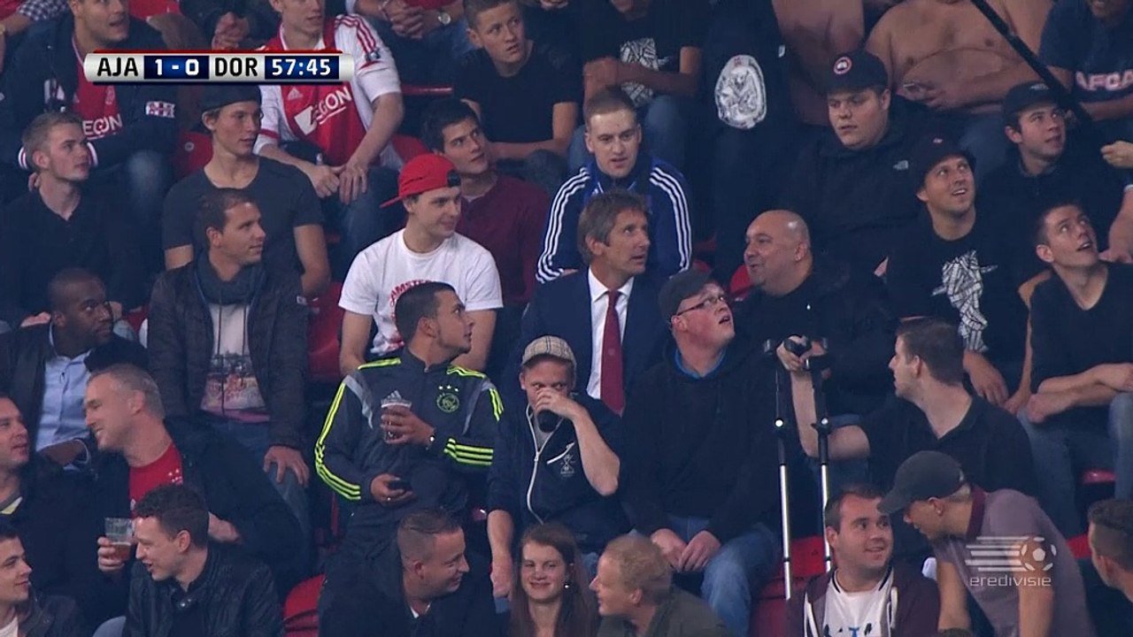 Edwin van der Sar celebrates with Ajax fans