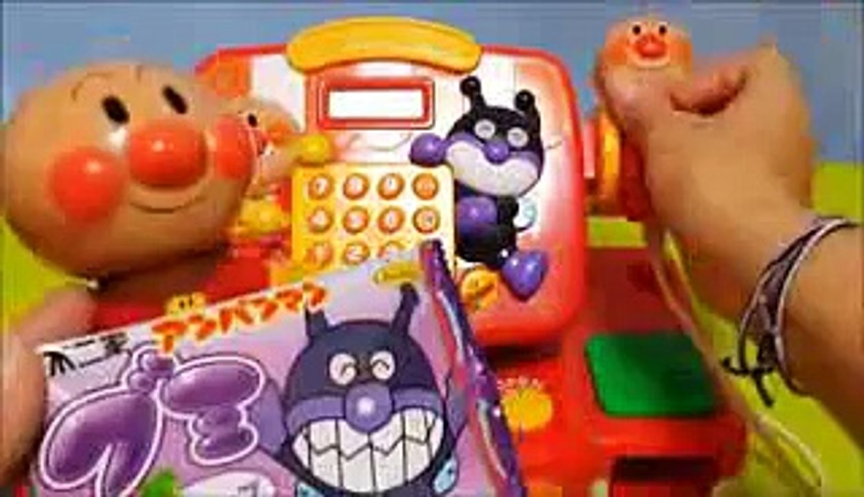 アンパンマン アニメ＆おもちゃ お菓子　お腹空いた名犬チーズ！バイキンマンに取られる！？anpanman toys