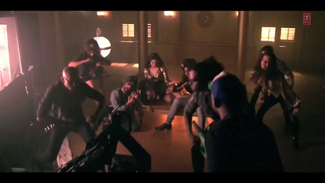 Making of 'Baby Doll Song from Ragini MMS 2' - Sunny Leone -