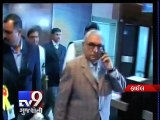 Vadra made Rs.44 crore windfall gain in Haryana deal CAG - Tv9 Gujarati