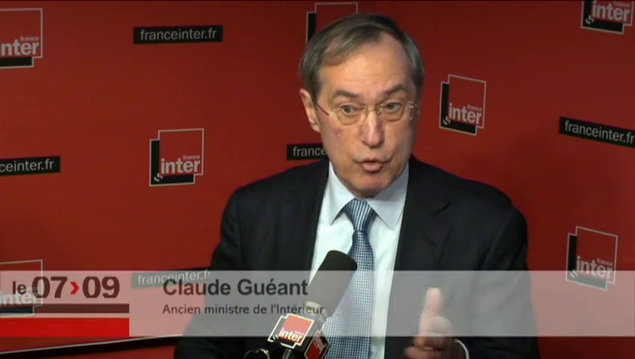 Claude Guéant au sujet de la mort de Rémi Fraisse, 'Bernard Cazeneuve gère bien cette situation'
