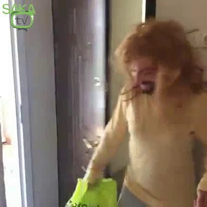 Aykut Elmas Göstermelik Anne Sevgisi Vine