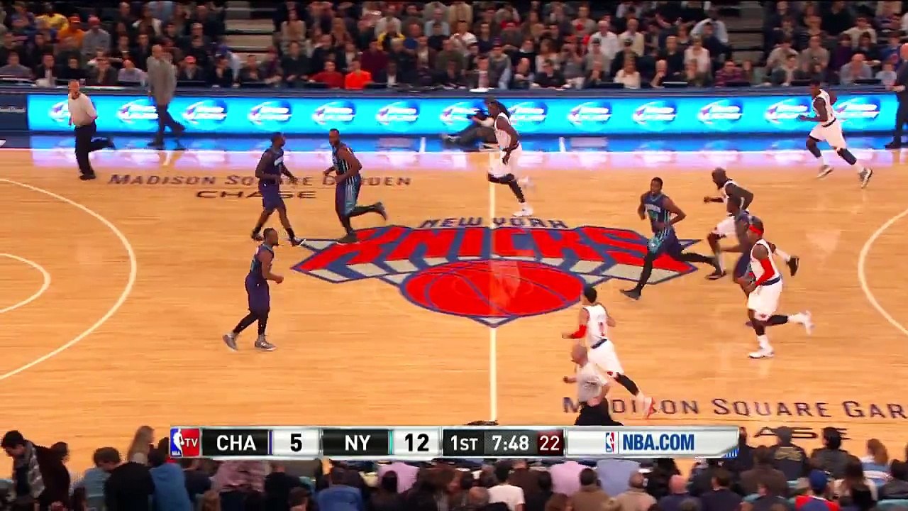 Carmelo Anthony Scores 20000th Point vs Hornets
