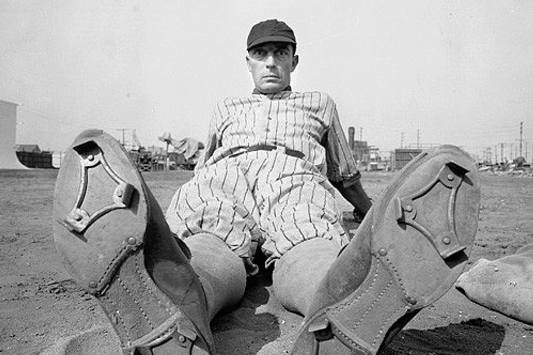 College (1927)  [HD] Buster Keaton, Anne Cornwall, Flora Bramley.   Comedy, Drama, Sport