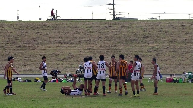 2014/11/03 MAGPIES vs HAWKS Q3 駒澤マグパイズ対イースタン・ホークス - AFL Japan Top League