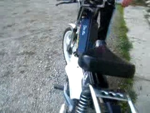 Peugeot 103 SPX a un pot