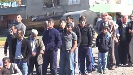 Batman'da Ucuz Pirinç Kuyruğu-2