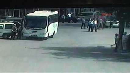 Kars-Arşiv- Bingür Sönmez'e Tekme Atan Yeğen de Tutuklandı