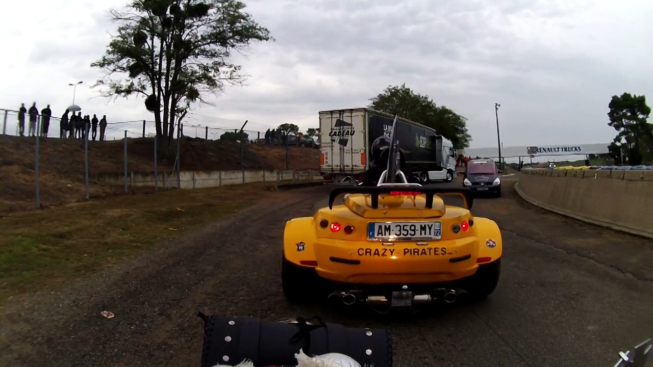 24 heures du Mans Parade en trike