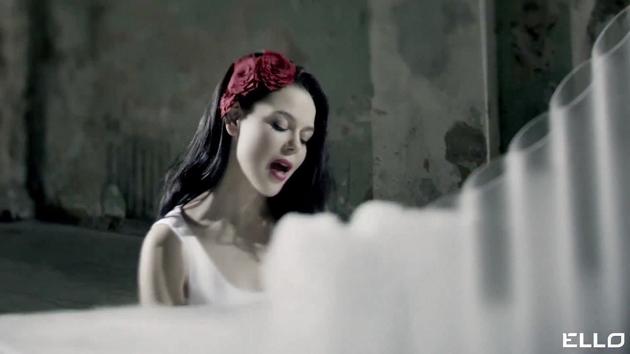 Алина Гросу - Твоей навеки 1080p