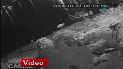 Tekne Motorlarını Çalan Hırsızlar Kameralara Takıldı