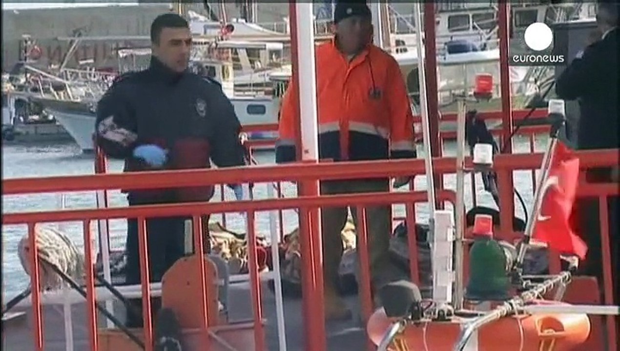 Türkei: Helfer suchen Überlebende des Flüchtlingsdramas