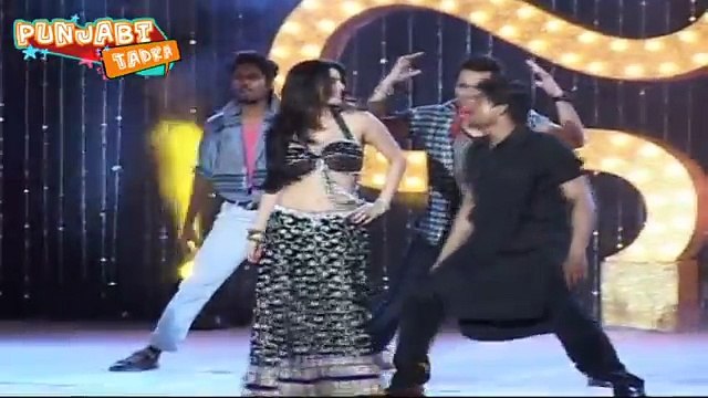 HOT Sunny Leone Sets the Temperature Soaring in 'Pink Lips' BY B2 video vines