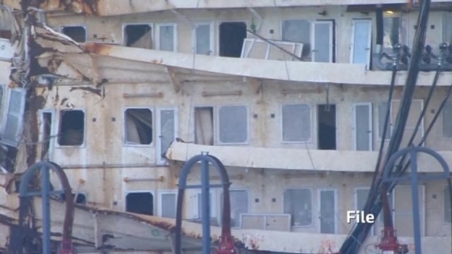 Corpse found in Costa Concordia wreck thought to be final victim