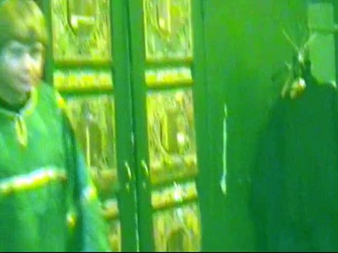 людям служим одним духом все