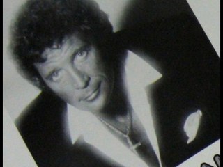 Tom Jones - At Every End There's A Beginning - 1977