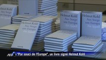 Allemagne: Helmut Kohl lance son livre 