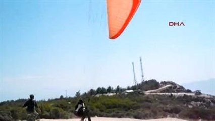 Paraşüt Tutkunundan Geriye Son Atlayışları Kaldı