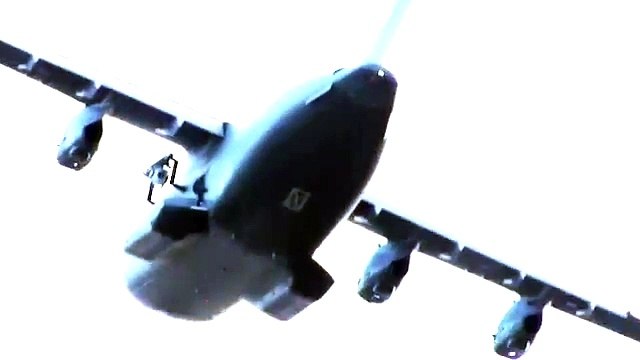 La cascade très dangereuse de Tom Cruise pour Mission Impossible 5