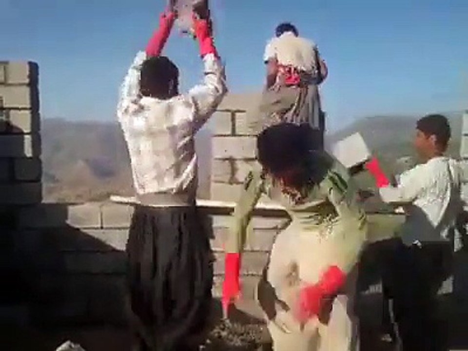 Funny labour Dance