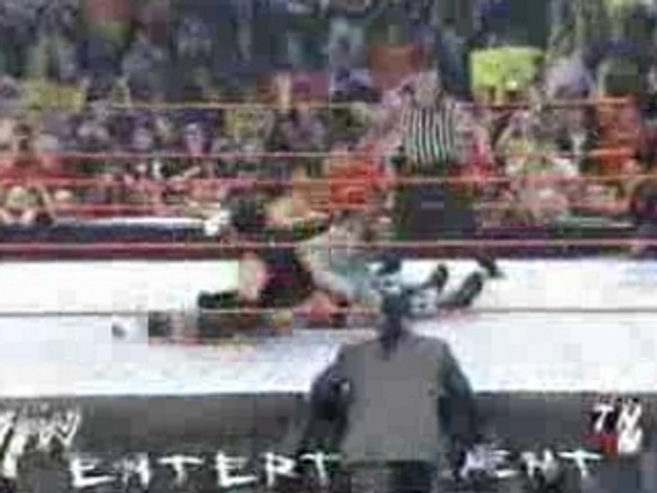WWE -Hardys vs Lesnar