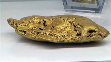 ---Gold nugget - Amazing 6-pound 2.7 kg gold nugget