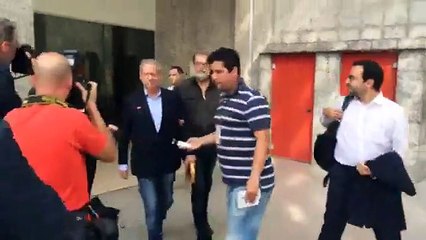 Ex-ministro José Dirceu deixa Vara de Execuções Penais sem falar com imprensa