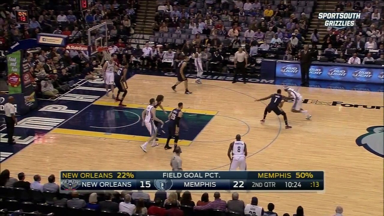 Vintage Vince Carter layup