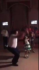 Hunharca Dans Eden Dayı (Level 999)